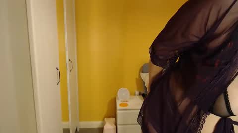 Snapshot of mockingjay3001 chatting on September 20, 3:37 pm Mockingjay3001 online show from September 20, 3:37 pm