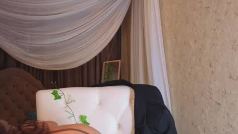 moco_choco online show from September 17, 1:31 am