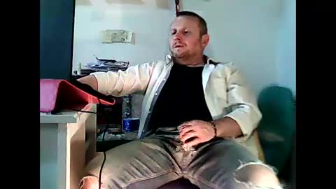 modesto1969 online show from December 7, 1:57 pm