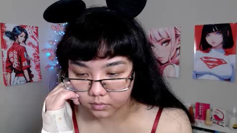 Molly online show from November 6, 4:15 am