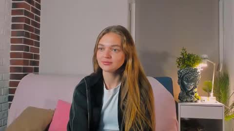 Kylie online show from September 29, 6:29 pm