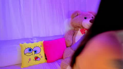 M o L l i E  online show from October 29, 10:43 pm