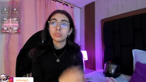 Molly online show from June 5, 2:33 pm