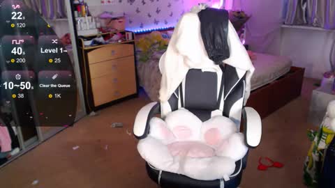 Snapshot of molly_barbie chatting on October 19, 11:26 am Molly Prvt is open online show from October 19, 11:26 am