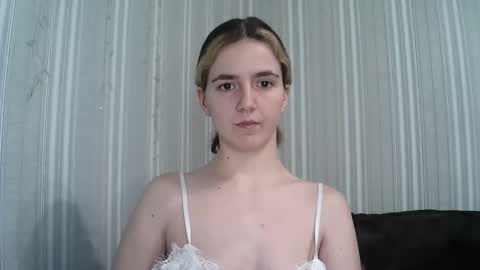 Molly online show from January 25, 8:53 pm