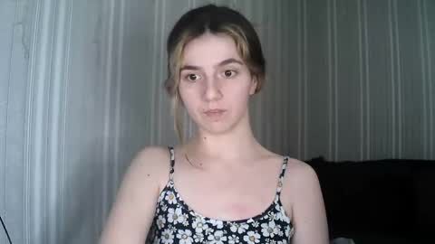 Molly online show from February 21, 8:05 pm