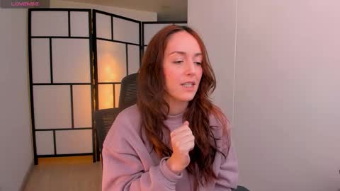   MOLLY   online show from March 15, 6:00 pm