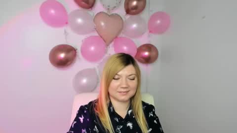 Molly online show from February 12, 4:11 pm