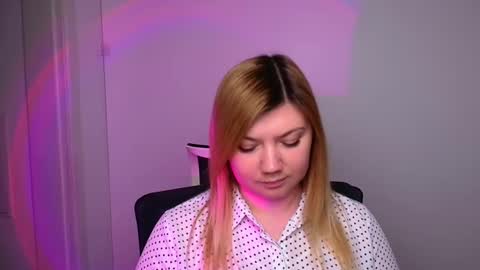 Molly online show from January 27, 12:26 pm