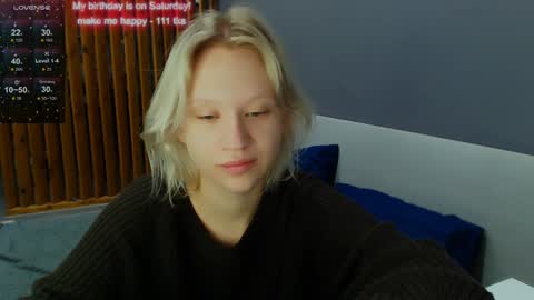 lo online show from December 6, 3:28 pm
