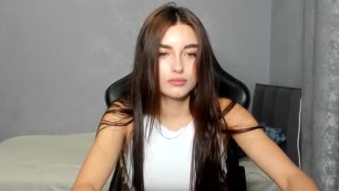 Molly online show from November 16, 9:17 pm