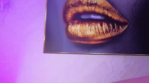 Molly Evanss online show from September 9, 1:33 pm