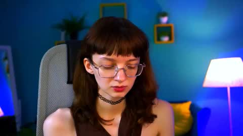 mollyjiggles online show from September 16, 1:46 pm