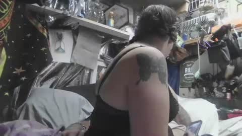 Molotovfoxtail online show from February 19, 7:18 am