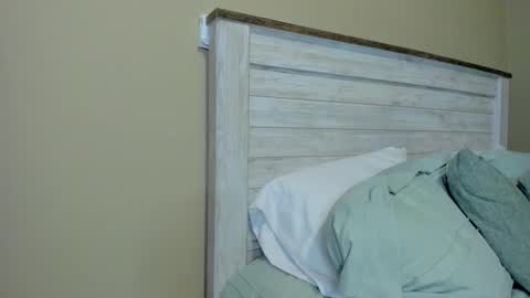 Anny online show from February 17, 3:11 pm