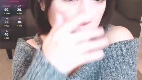 Momo online show from March 12, 9:46 am