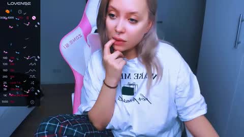   online show from December 26, 11:32 am