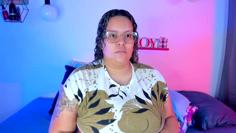 aleja      independent model       online show from January 13, 2:00 pm