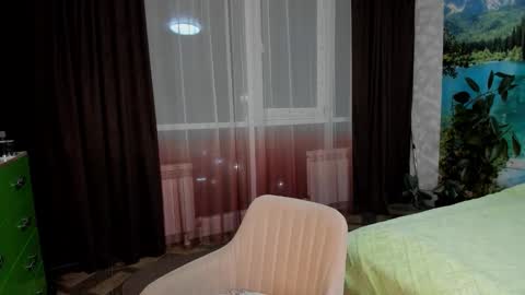 monica_weisss online show from October 6, 7:53 pm