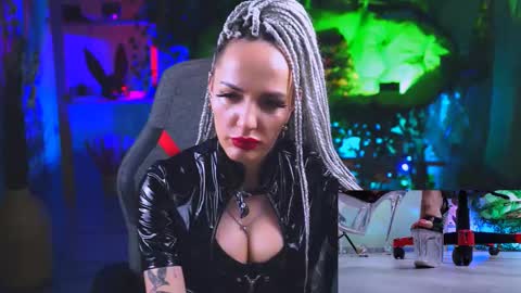 Monika online show from March 5, 12:11 pm