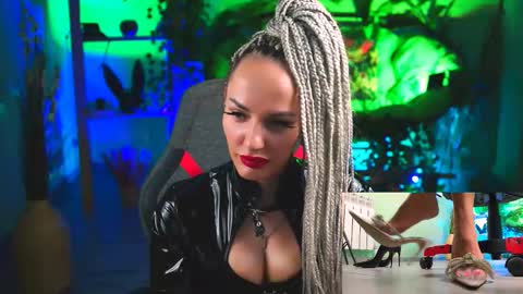 Monika online show from March 2, 11:39 am