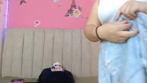 monickhot303av online show from October 9, 5:02 am