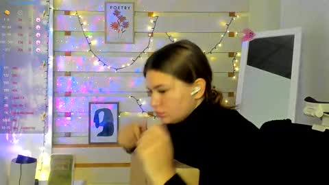 Monika online show from October 20, 1:05 pm