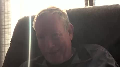 Snapshot of monkeedance chatting on January 28, 10:23 pm Monkee Dance online show from January 28, 10:23 pm