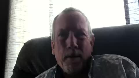 Snapshot of monkeedance chatting on October 19, 6:34 pm Monkee Dance online show from October 19, 6:34 pm