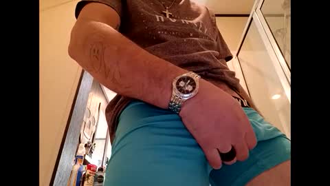 Snapshot of monrod2517 chatting on December 3, 7:39 pm monrod2517 online show from December 3, 7:39 pm
