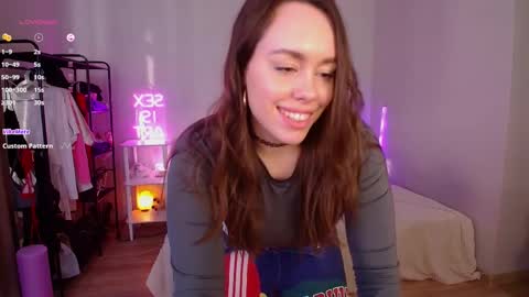  Monroe    Please dont forger to follow me  online show from April 13, 3:16 pm