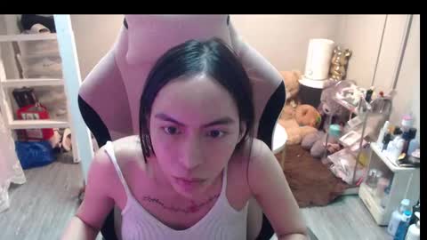 ELYSE A SIMPLE GIRL online show from January 15, 2:48 pm