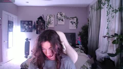 Lydia Mooney online show from January 11, 1:27 am