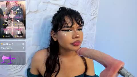 monthiee online show from October 11, 9:14 am