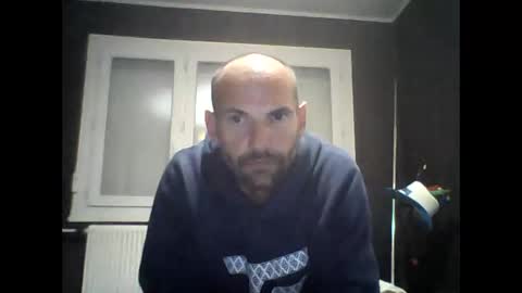 montmasse online show from April 19, 9:06 pm