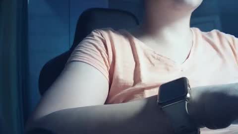 moodiemira online show from November 4, 6:42 pm