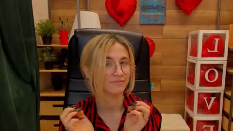 Katrin online show from February 25, 4:35 pm