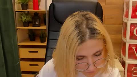 Katrin online show from February 21, 3:23 am