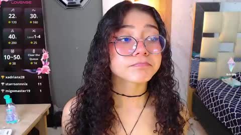 moon_and_fire_ online show from April 3, 7:15 am