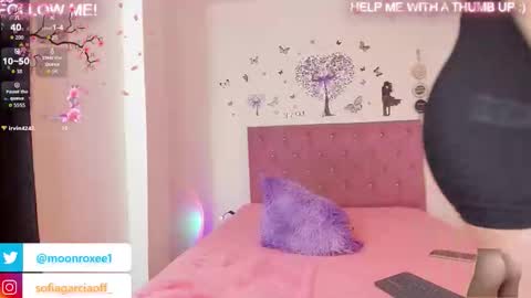 moon_roxee online show from November 9, 1:31 am