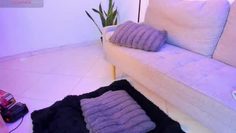 Moon  online show from April 11, 7:45 am