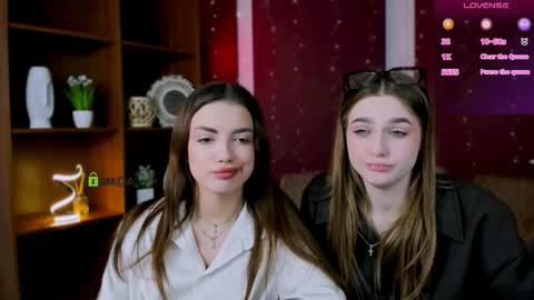 moon-shine25 online show from November 5, 10:17 am