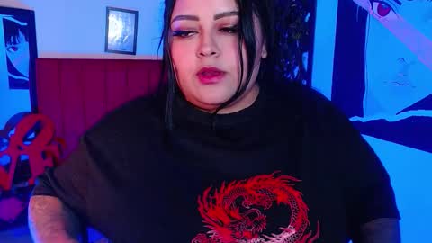 moon_sunflowers online show from September 19, 4:38 am