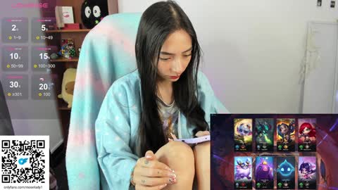 MOON  online show from January 21, 12:25 am