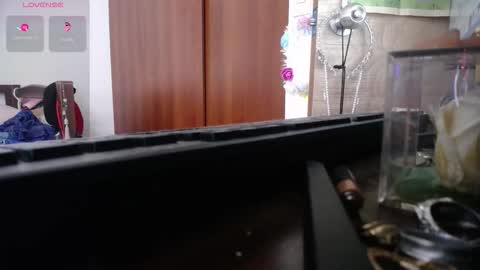 moonlunita online show from October 15, 7:04 pm