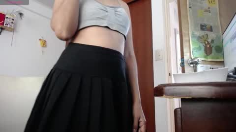 moonlunita online show from February 23, 8:00 pm