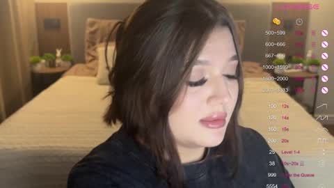 Snapshot of moonrenata chatting on October 15, 10:32 pm Ri online show from October 15, 10:32 pm