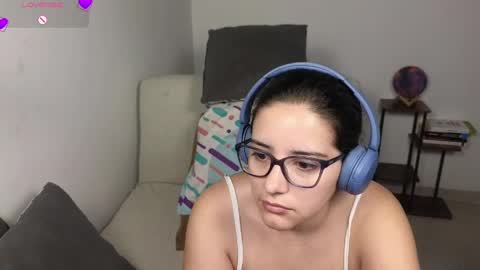 Moon Woman online show from April 8, 5:10 am