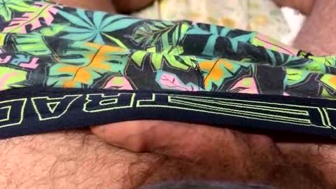 Me online show from October 10, 7:52 pm