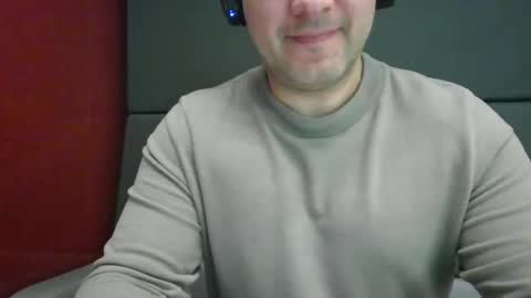 Snapshot of morepassion4u chatting on October 7, 10:44 am morepassion4u online show from October 7, 10:44 am